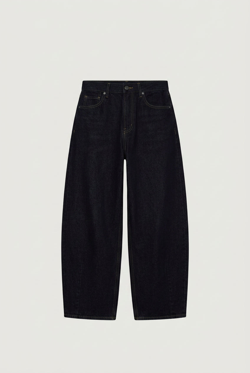 MID-RISE DARTED BARREL LEG JEAN
