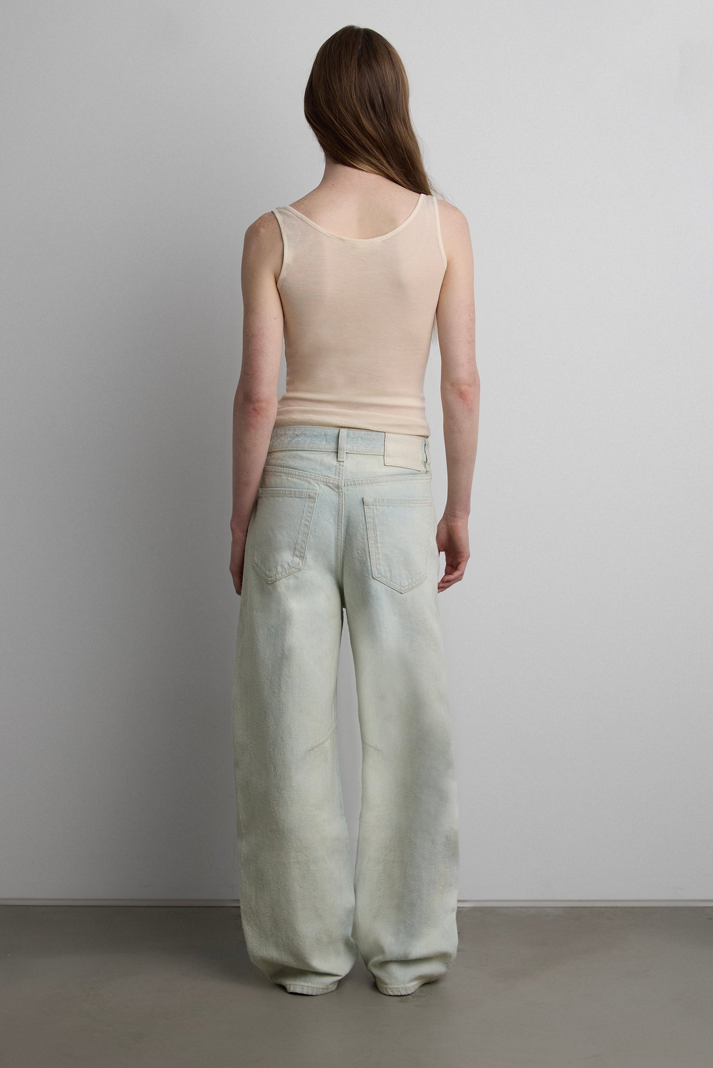 VINTAGE BARREL JEAN WITH SEAM DETAIL