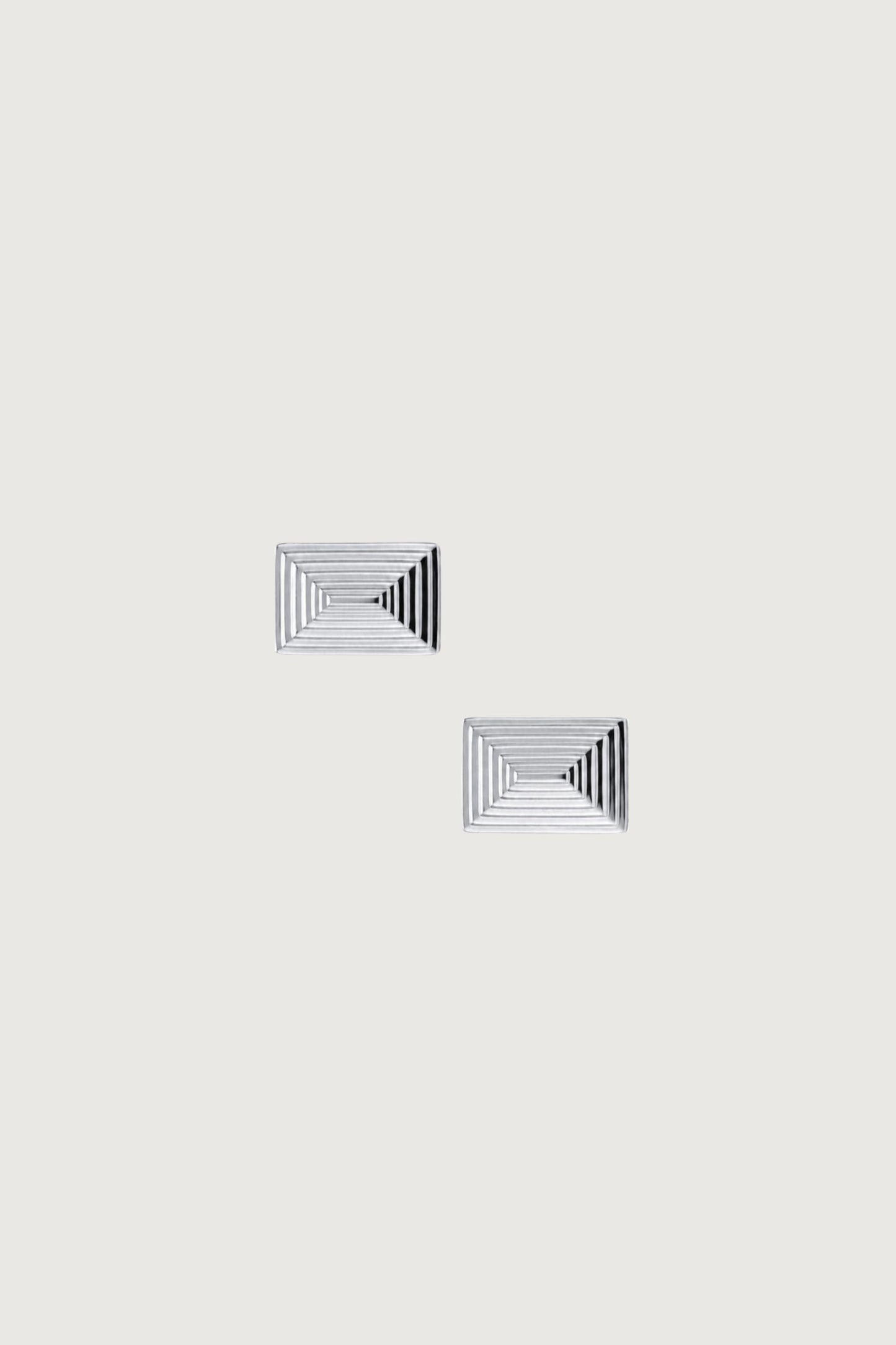 RIDGED STUD EARRINGS