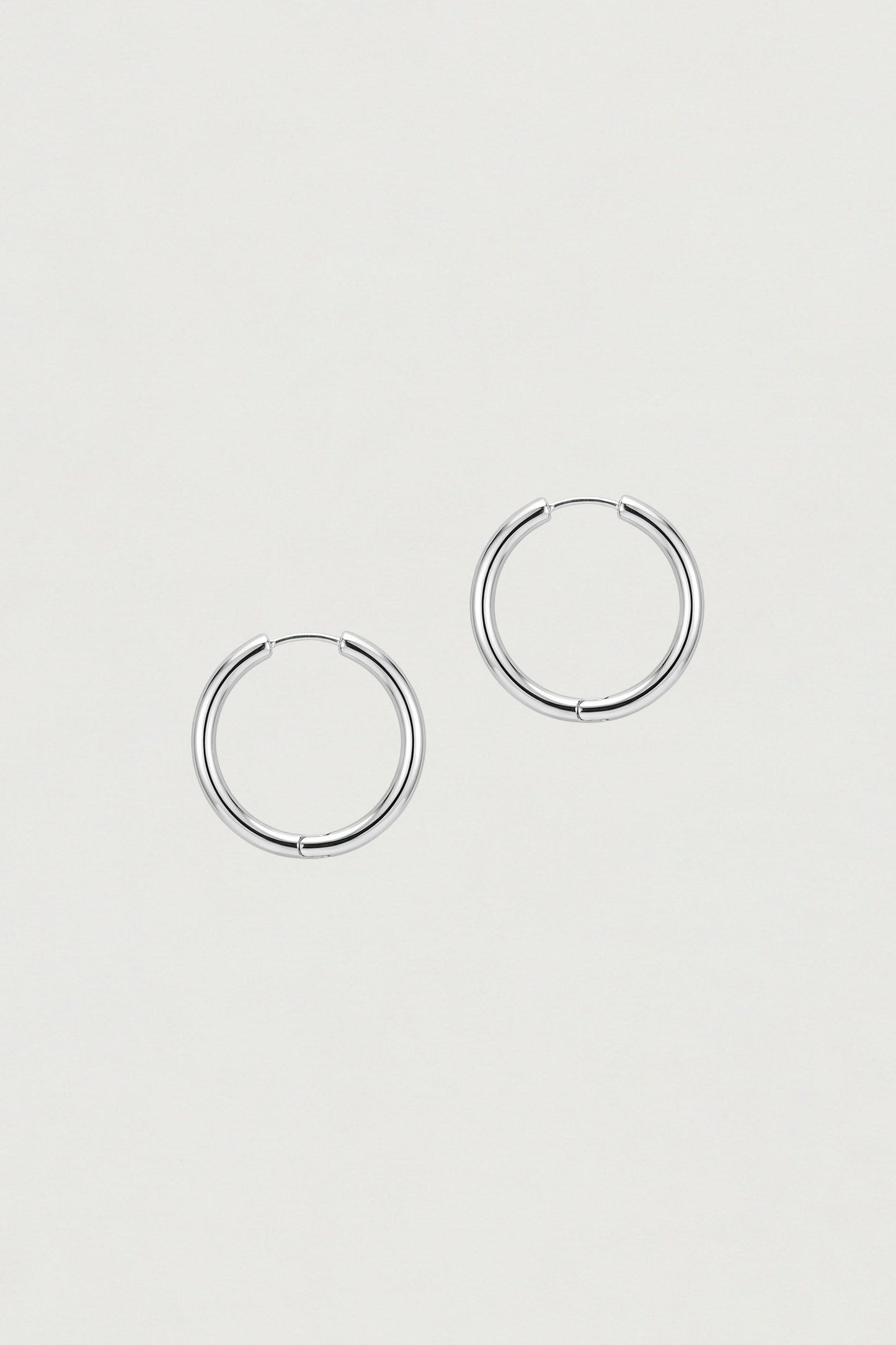 LARGE HOOP EARRINGS WITH HINGE