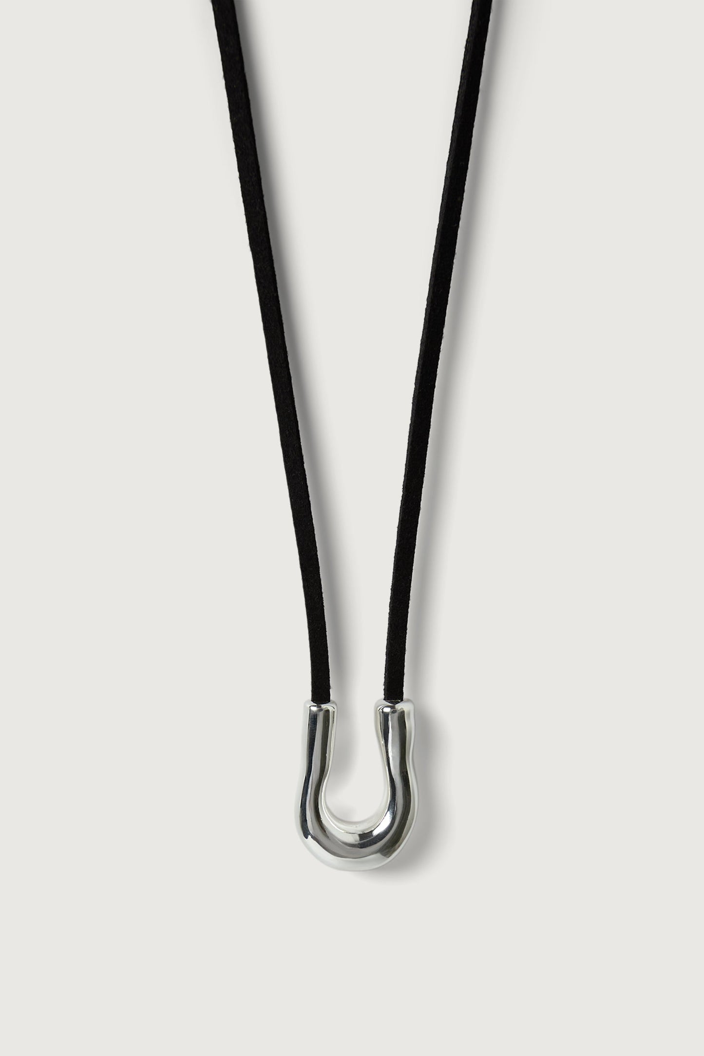 U PENDANT CORD NECKLACE