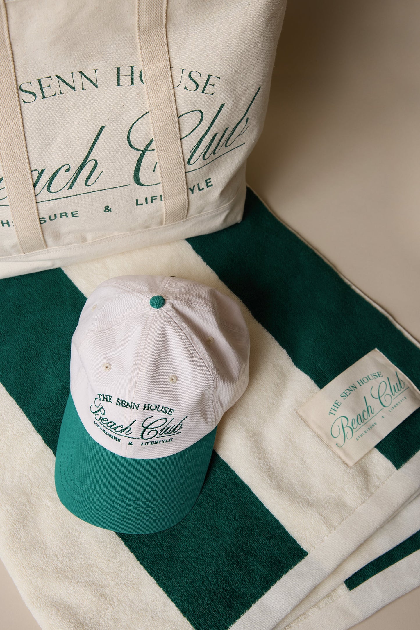 BEACH CLUB TOWEL