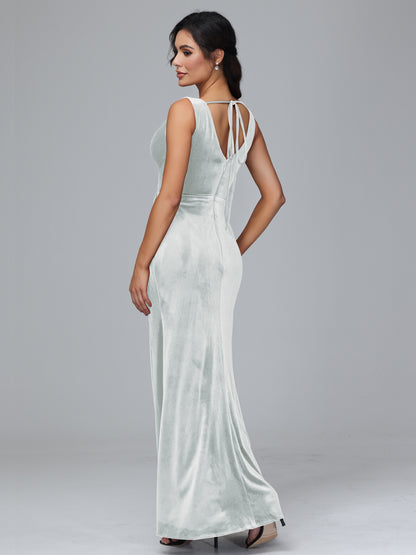 V Neck Velvet Plus Size Bridesmaid Dress With Slit