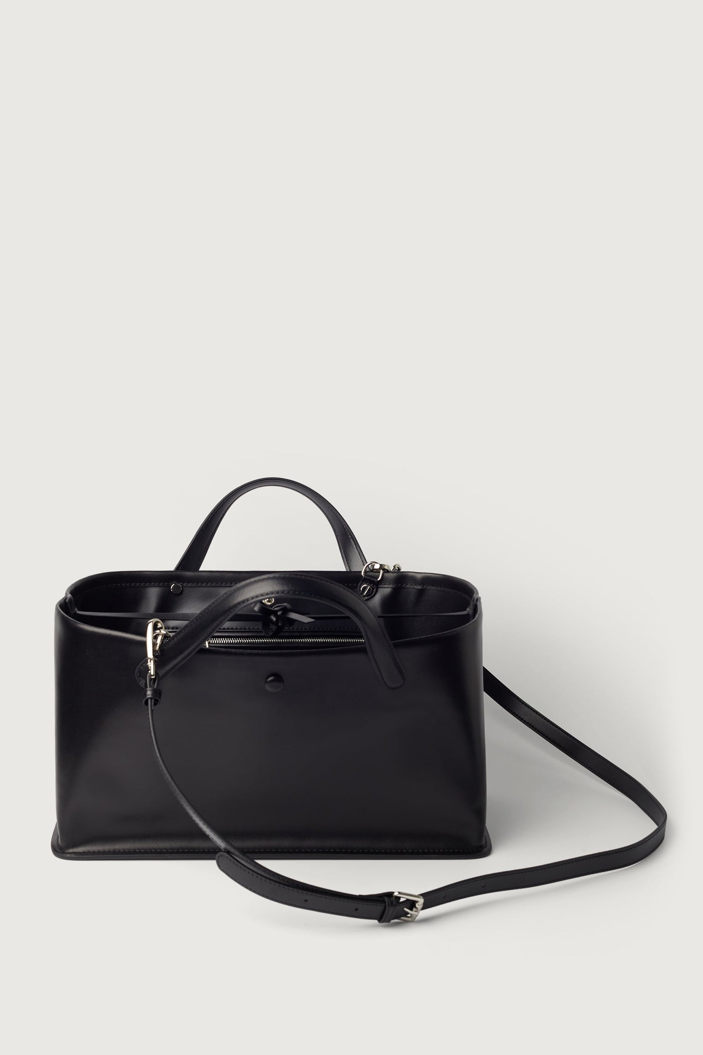 STRUCTURED LEATHER HANDBAG
