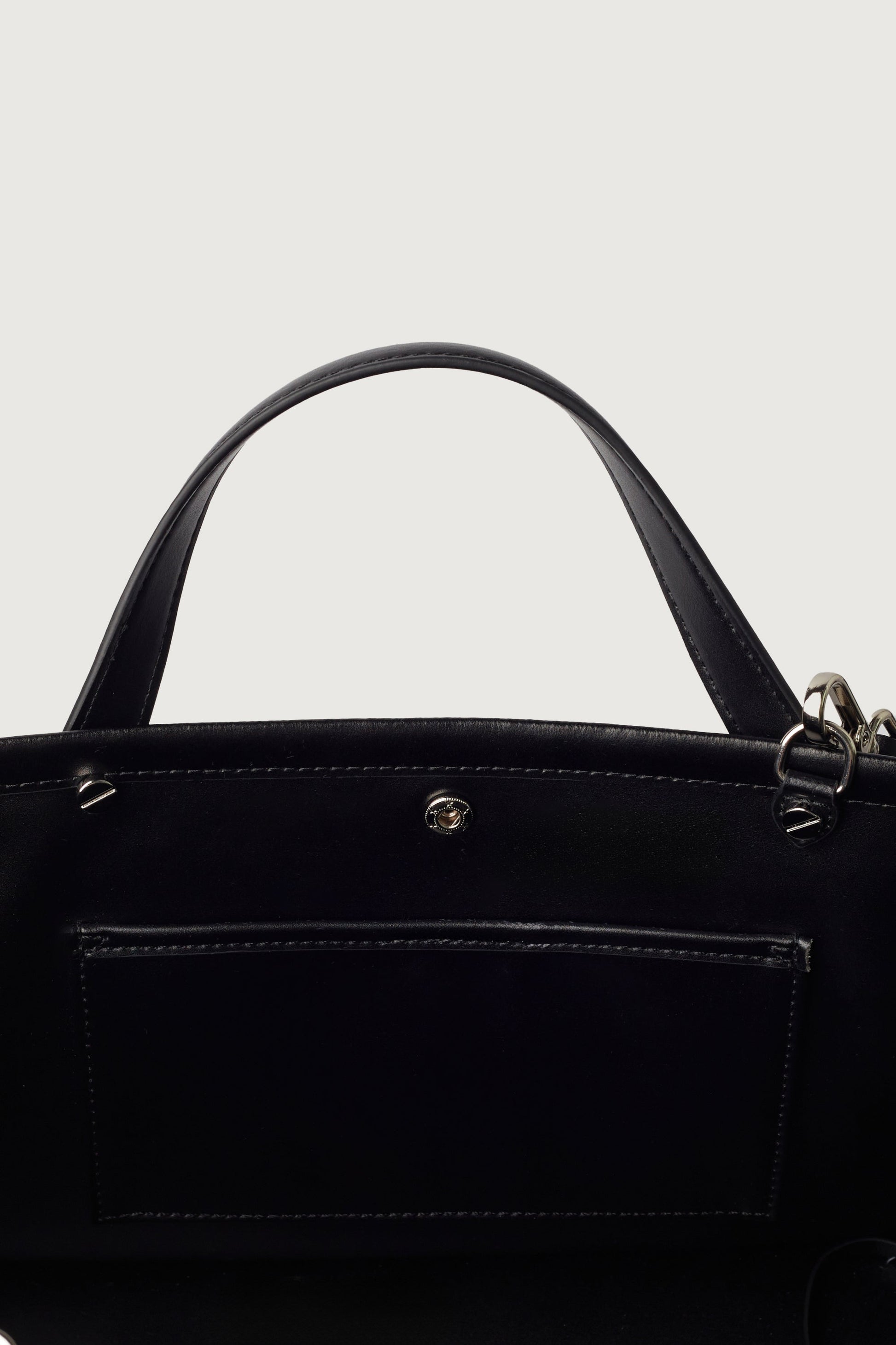 STRUCTURED LEATHER HANDBAG