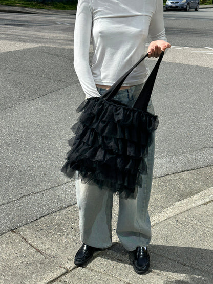RUFFLE TULLE TOTE BAG