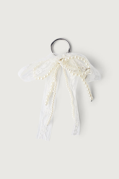 PEARLS AND LACE RIBBON BAG CHARM