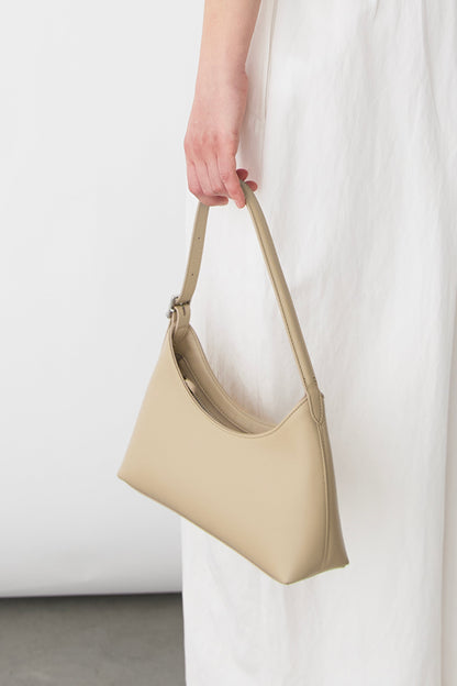 AVERY SHOULDER BAG