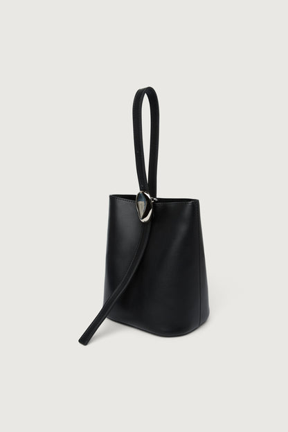 REN BUCKET BAG
