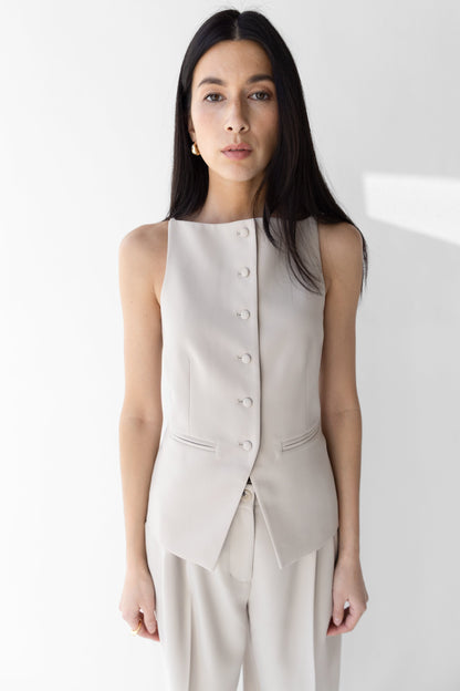 HIGH NECKLINE BUTTON VEST