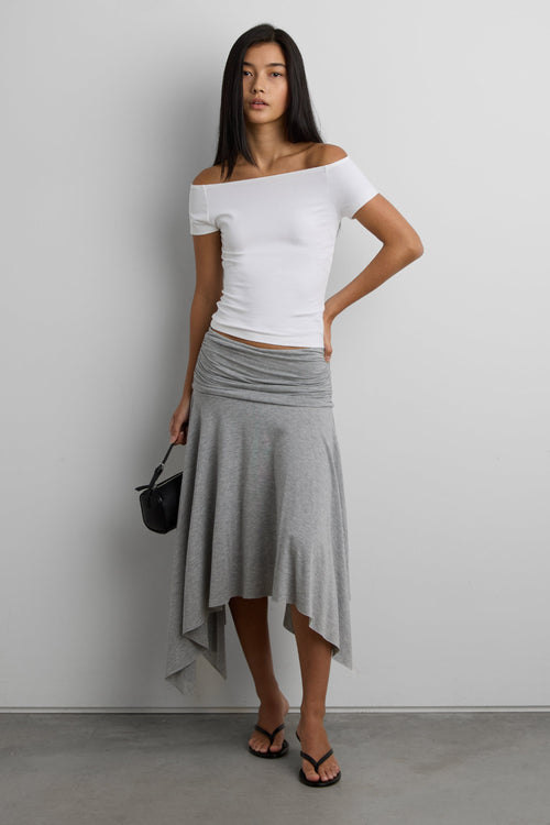 COTTON WIDE NECKLINE TOP