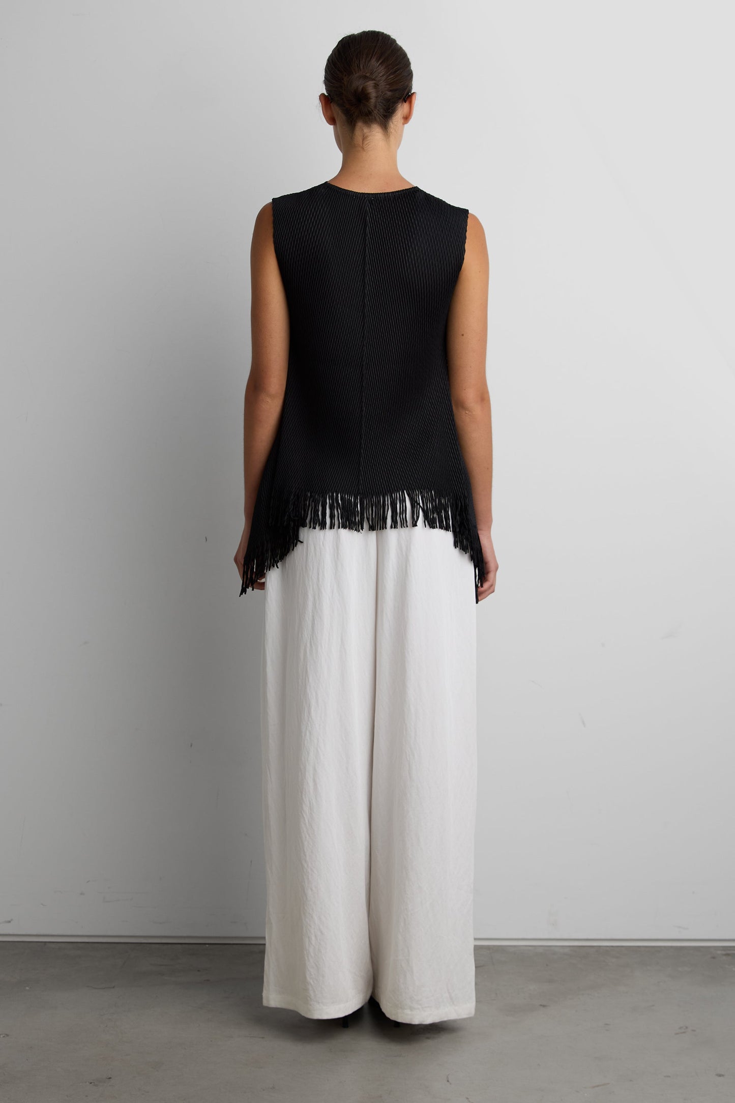 HEM FRINGE TOP
