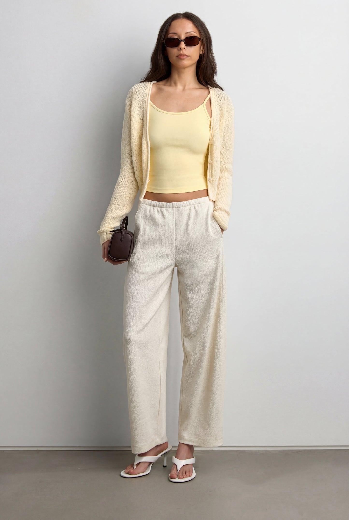 CROPPED LIGHTWEIGHT BUTTON FRONT CARDIGAN