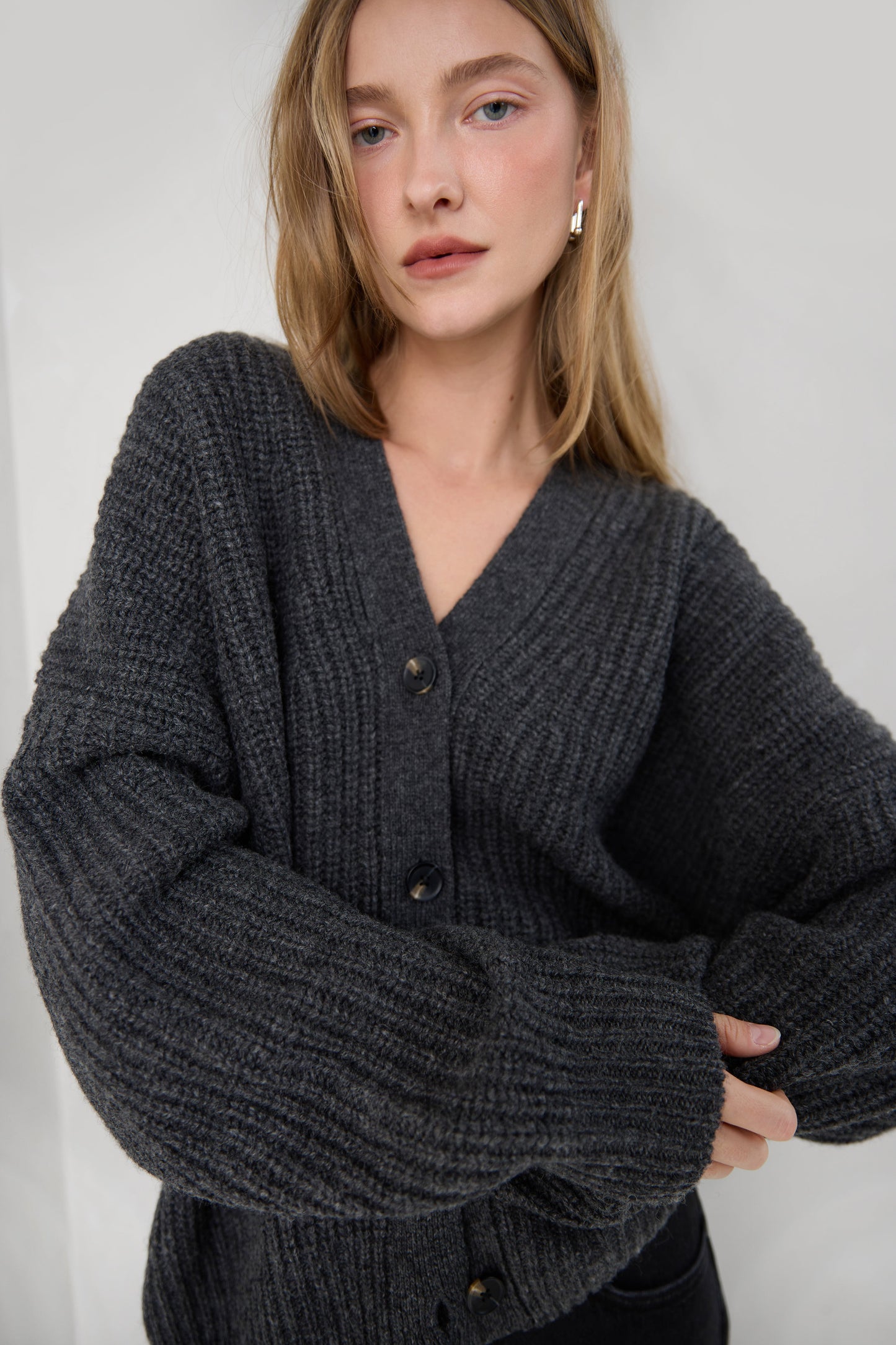 OVERSIZED SLOUCHY WOOL CARDIGAN