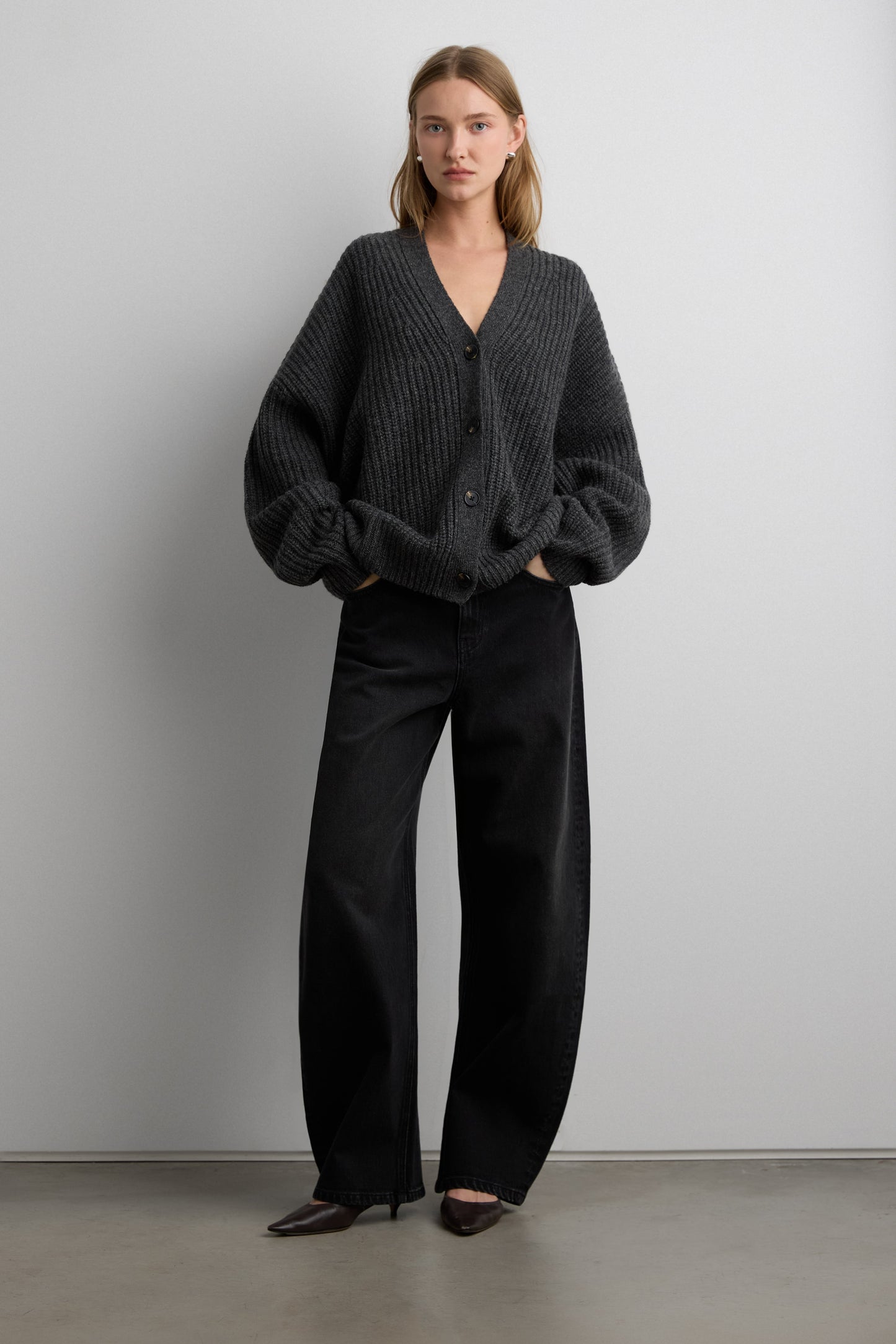 OVERSIZED SLOUCHY WOOL CARDIGAN
