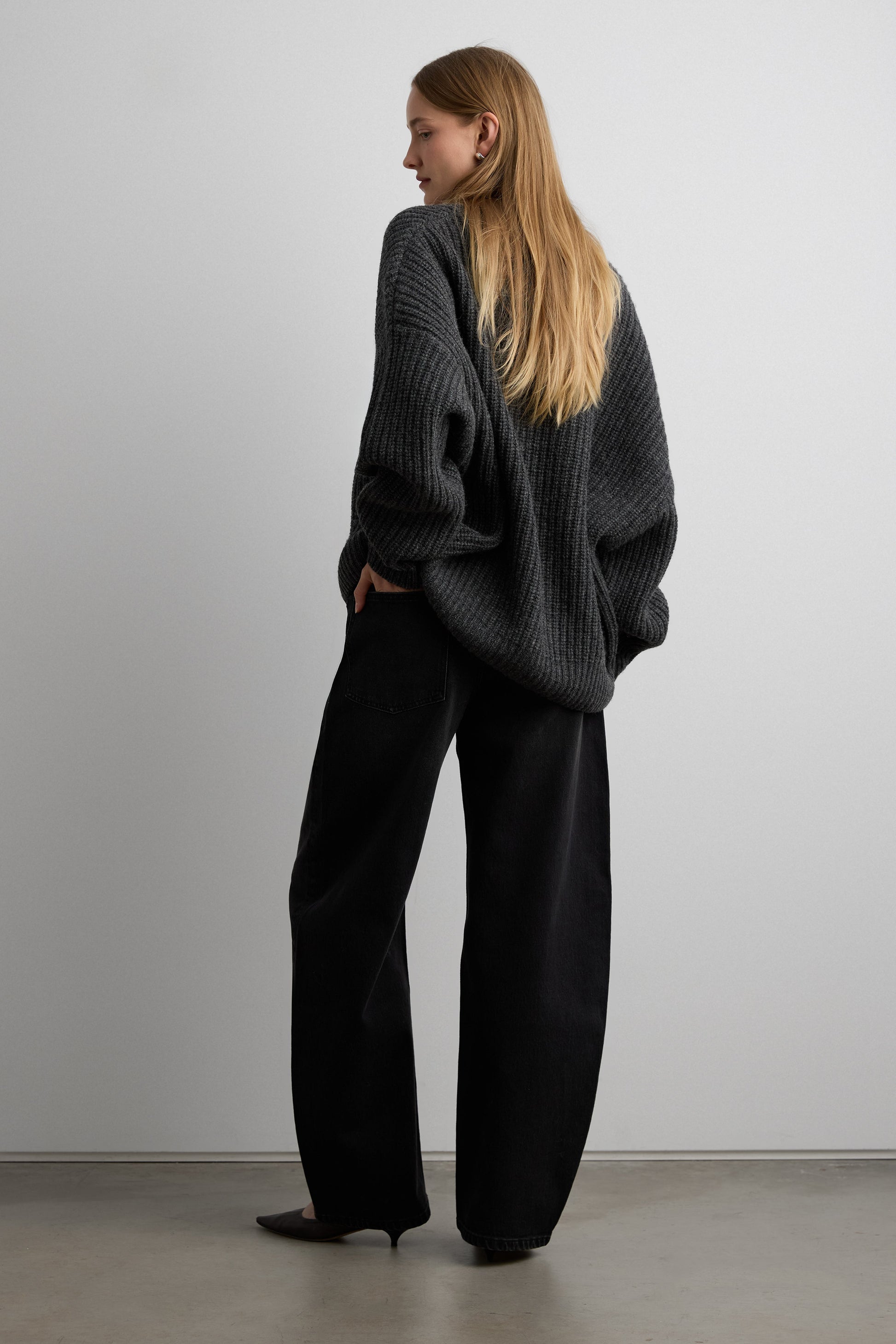 OVERSIZED SLOUCHY WOOL CARDIGAN