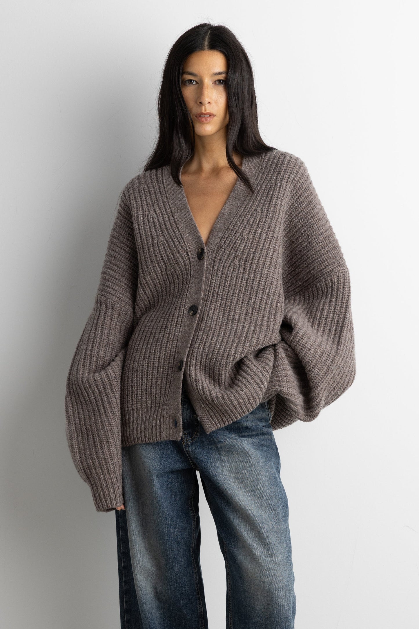 OVERSIZED SLOUCHY WOOL CARDIGAN