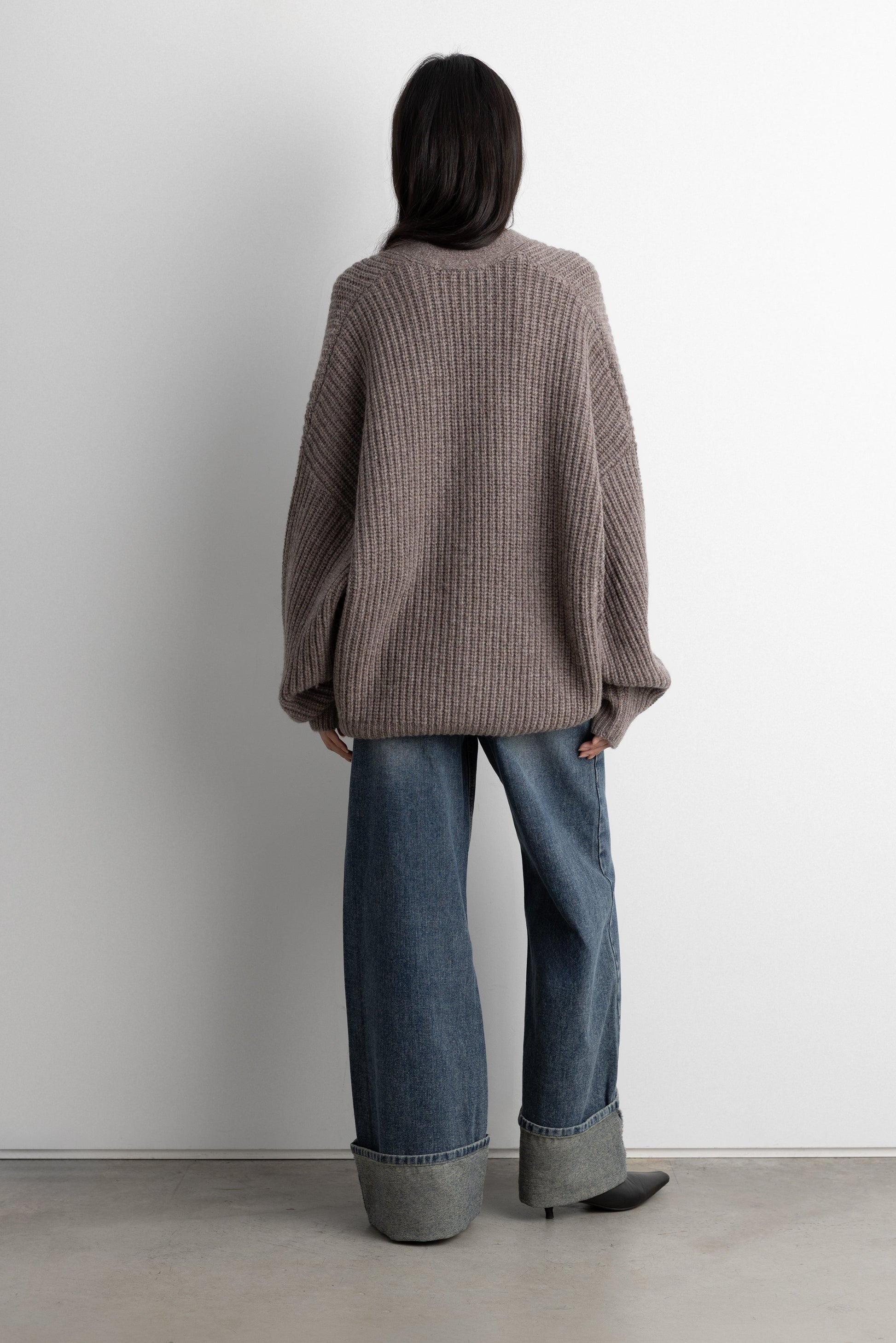OVERSIZED SLOUCHY WOOL CARDIGAN
