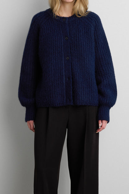 RAGLAN SLEEVE BUTTON FRONT CARDIGAN