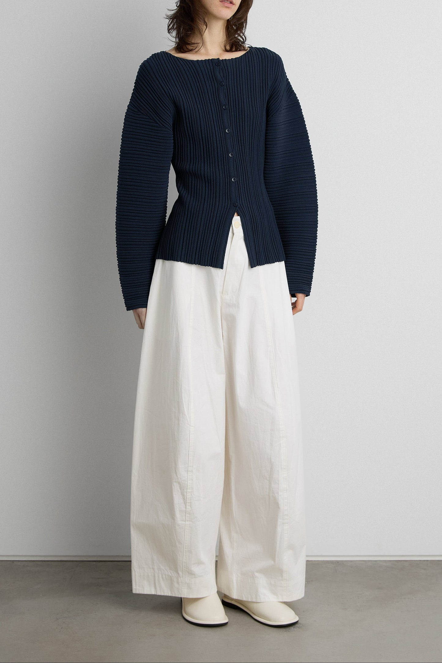 OTTOMAN RIBBED KNIT BUTTON FRONT TOP