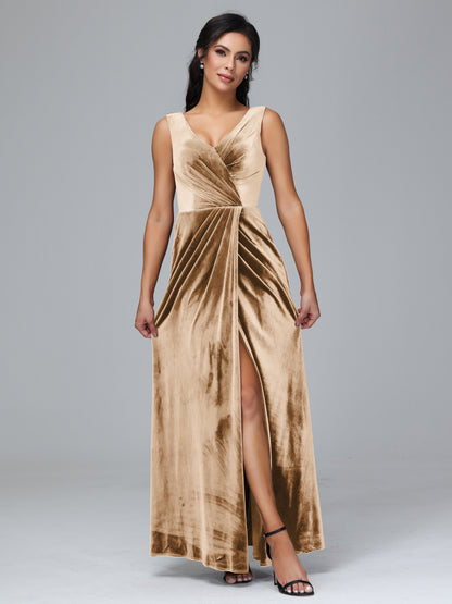 V Neck Velvet Plus Size Bridesmaid Dress With Slit