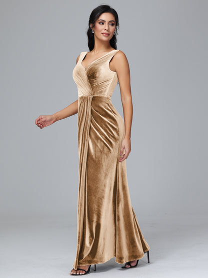 V Neck Velvet Plus Size Bridesmaid Dress With Slit