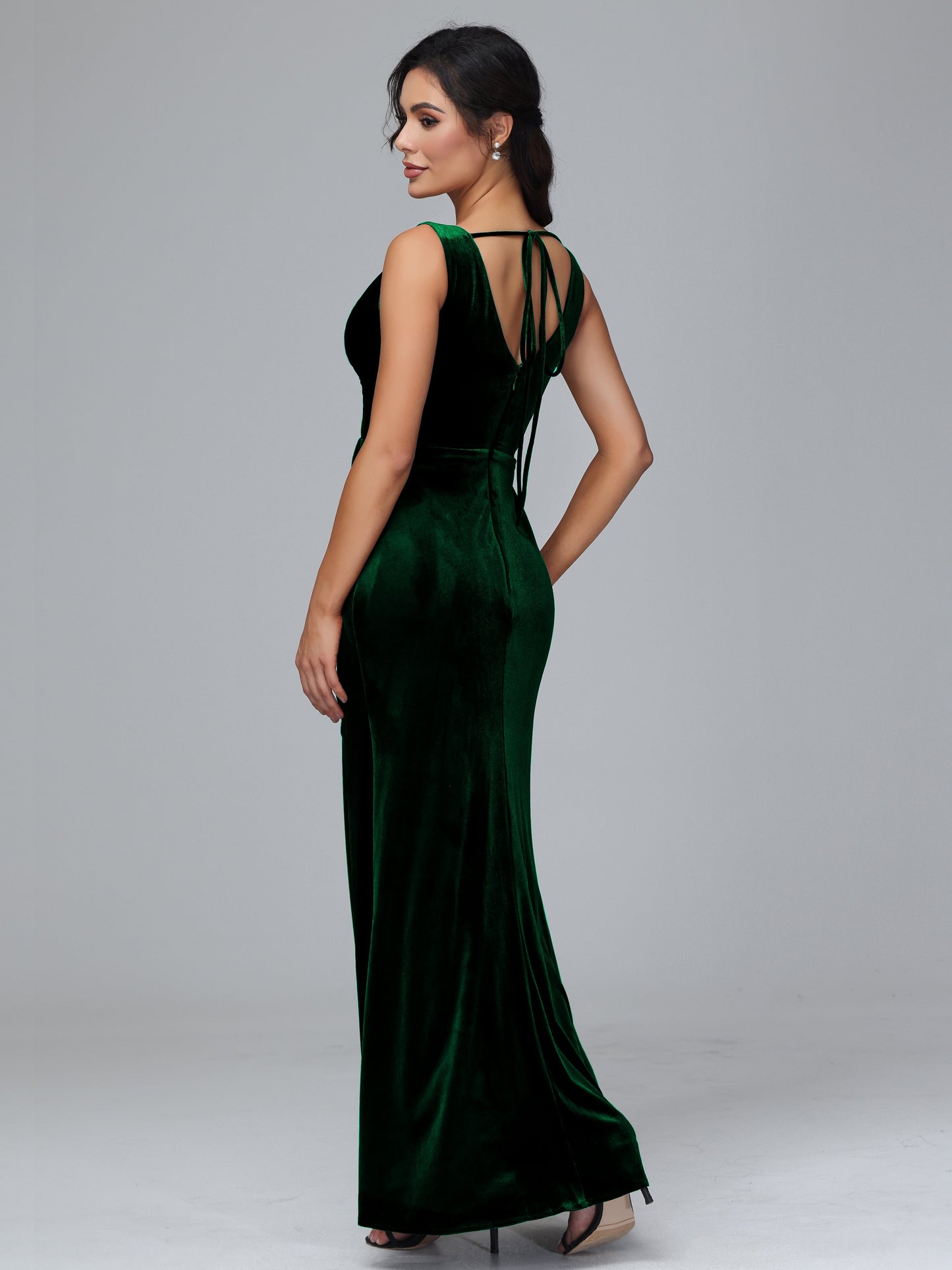 V Neck Velvet Plus Size Bridesmaid Dress With Slit