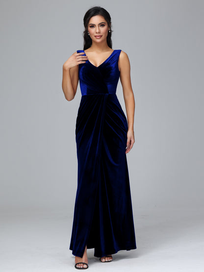 V Neck Velvet Plus Size Bridesmaid Dress With Slit