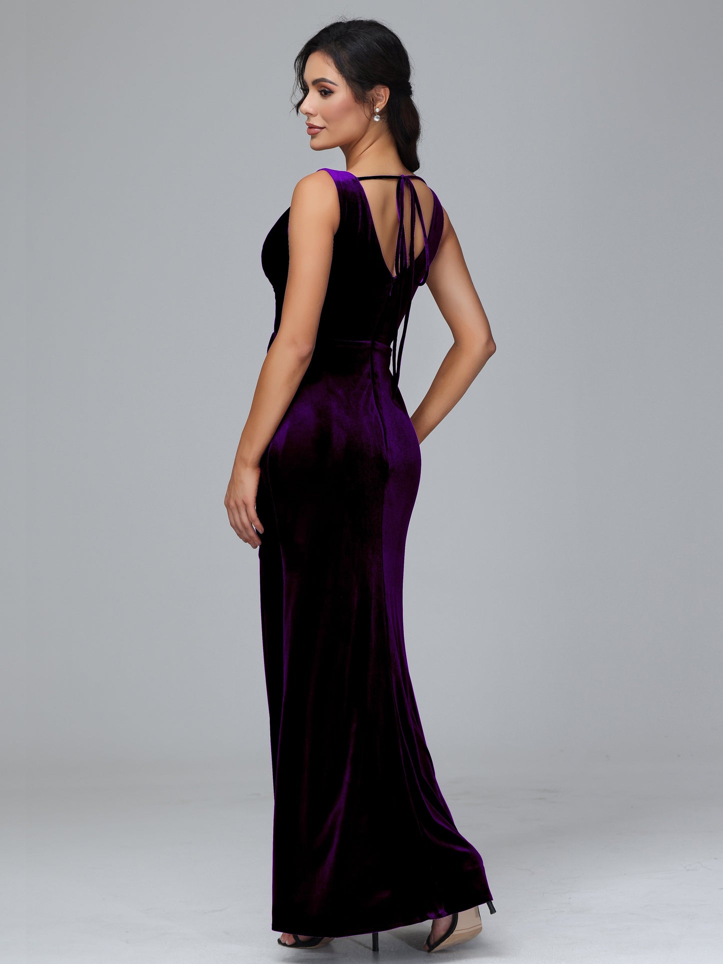 V Neck Velvet Plus Size Bridesmaid Dress With Slit