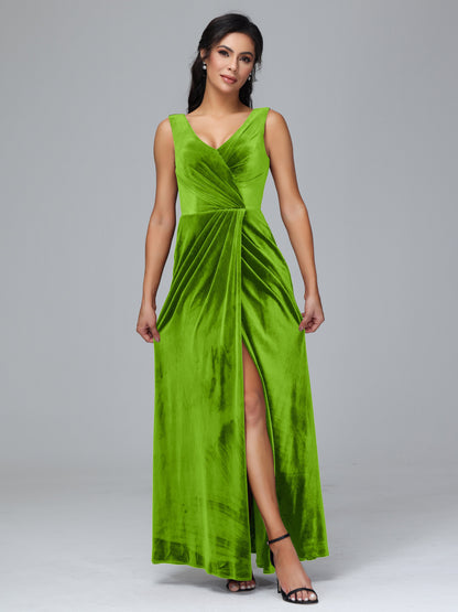 V Neck Velvet Plus Size Bridesmaid Dress With Slit