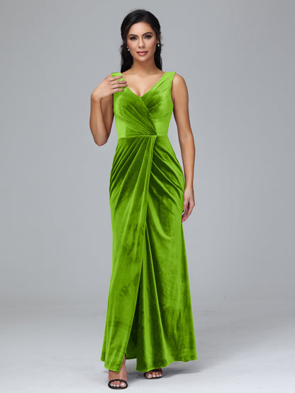 V Neck Velvet Plus Size Bridesmaid Dress With Slit