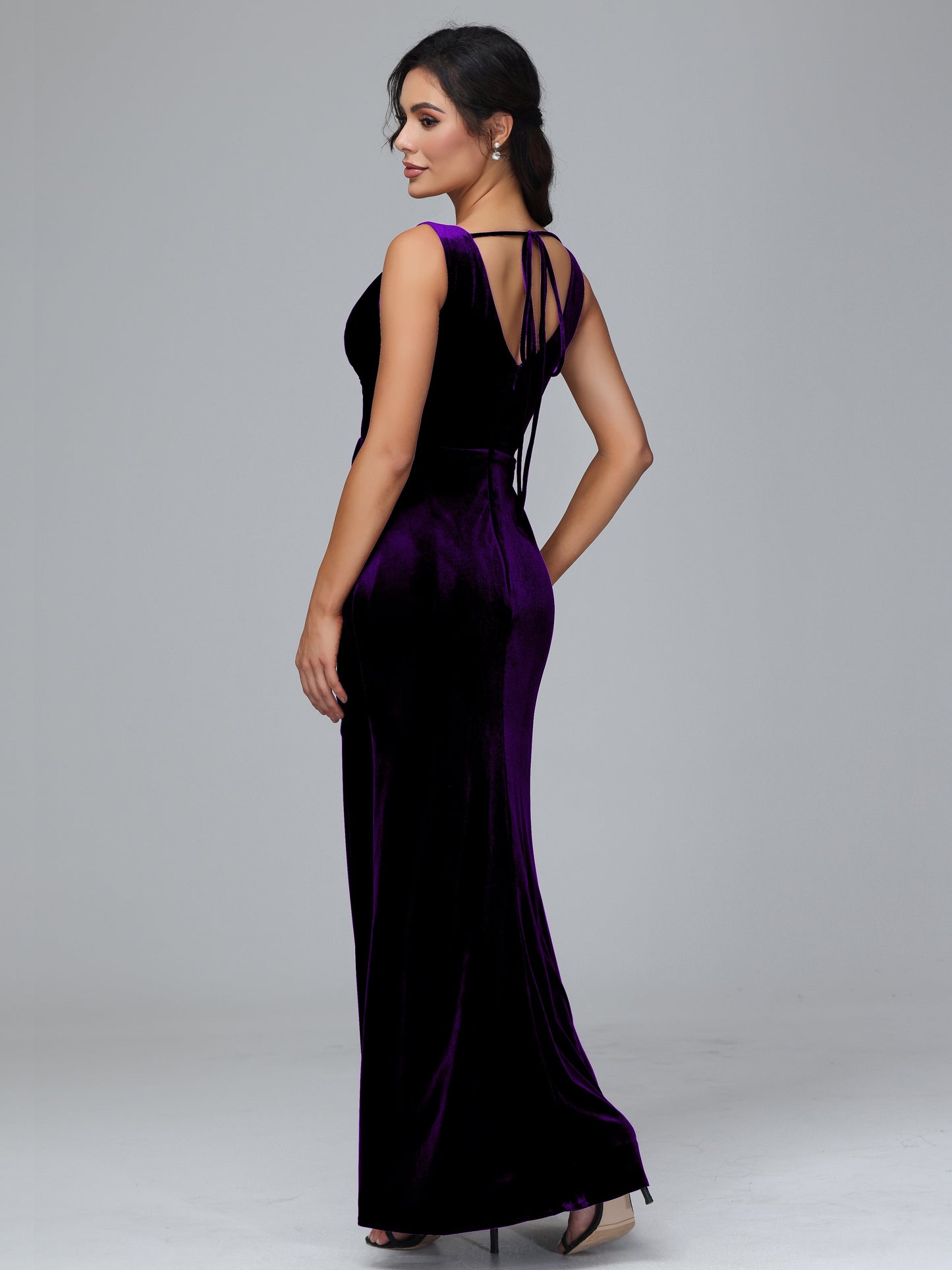 V Neck Velvet Plus Size Bridesmaid Dress With Slit