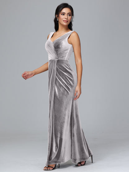 V Neck Velvet Plus Size Bridesmaid Dress With Slit