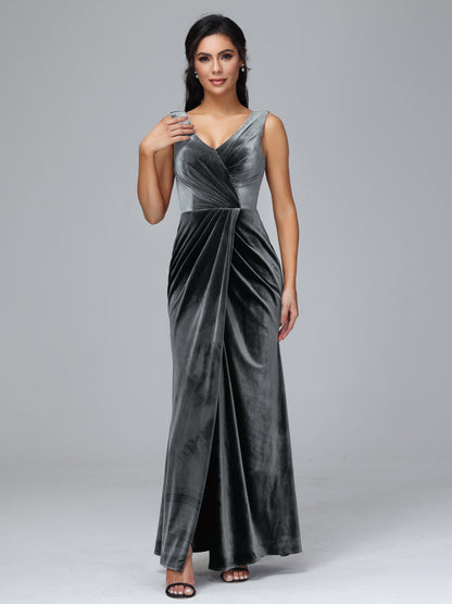 V Neck Velvet Plus Size Bridesmaid Dress With Slit