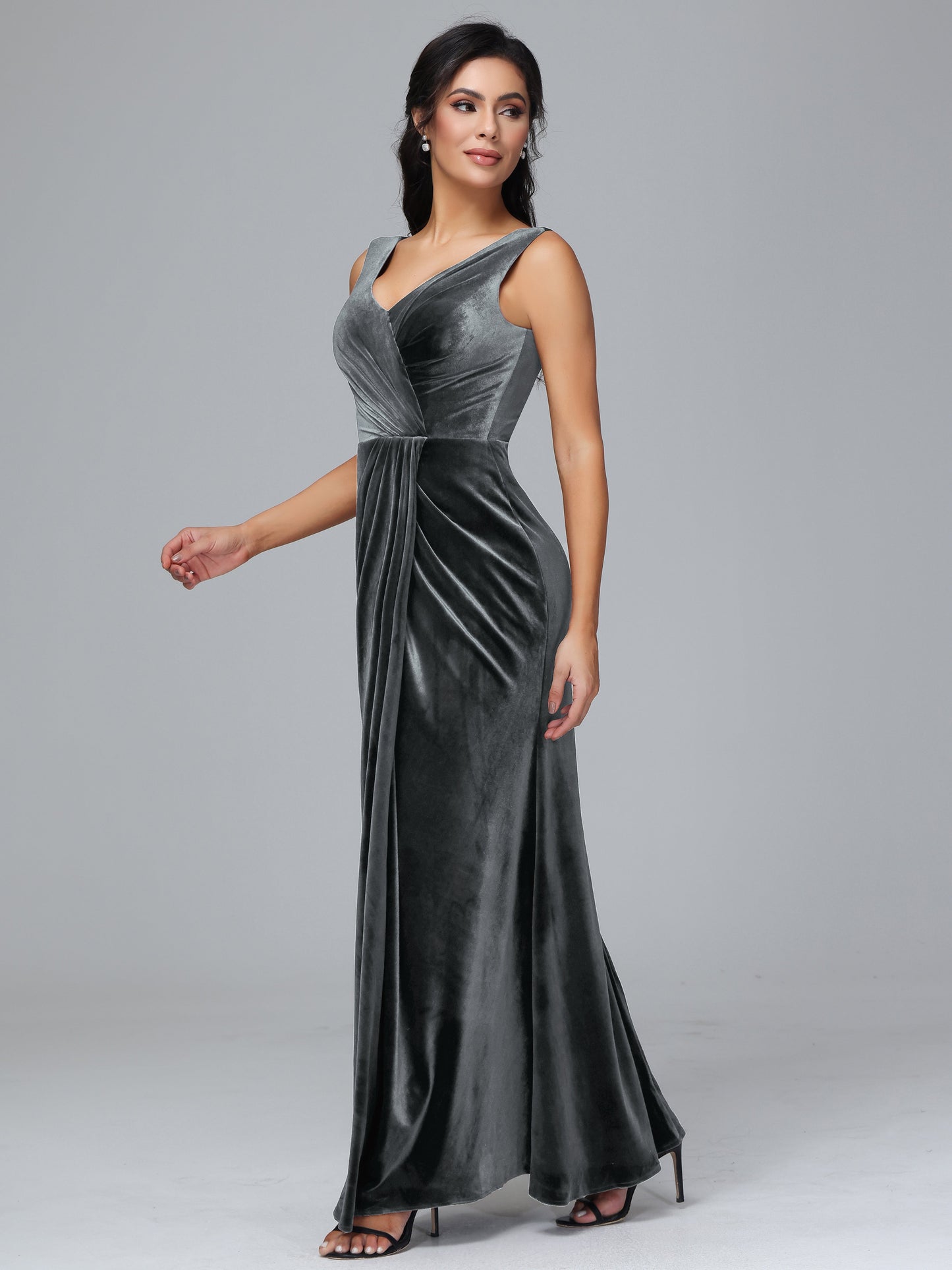 V Neck Velvet Plus Size Bridesmaid Dress With Slit