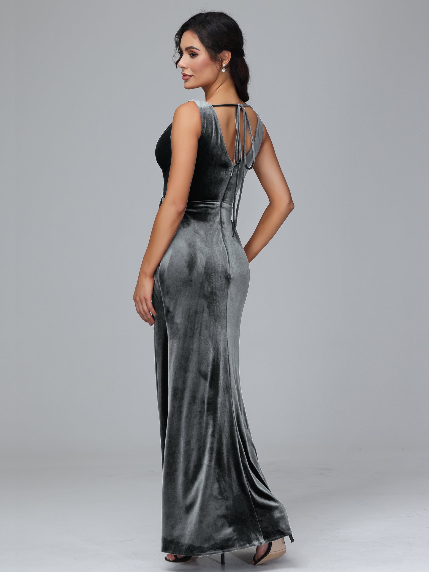 V Neck Velvet Plus Size Bridesmaid Dress With Slit