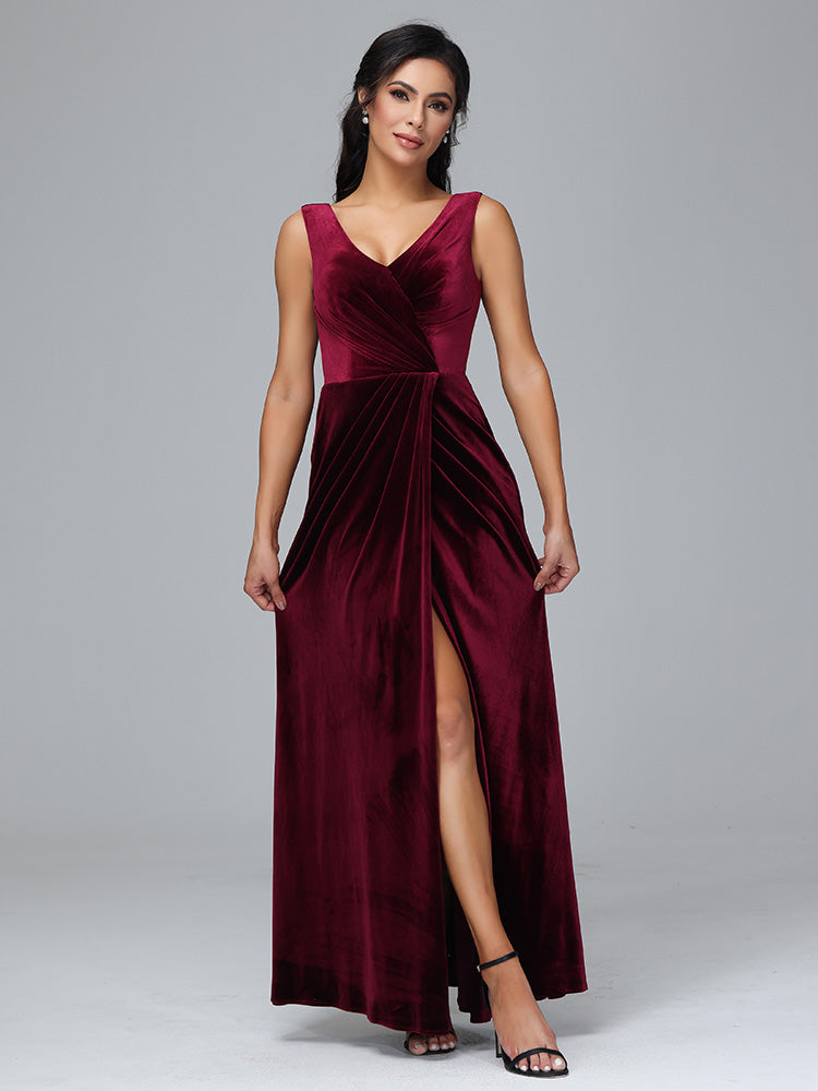 V Neck Velvet Plus Size Bridesmaid Dress With Slit