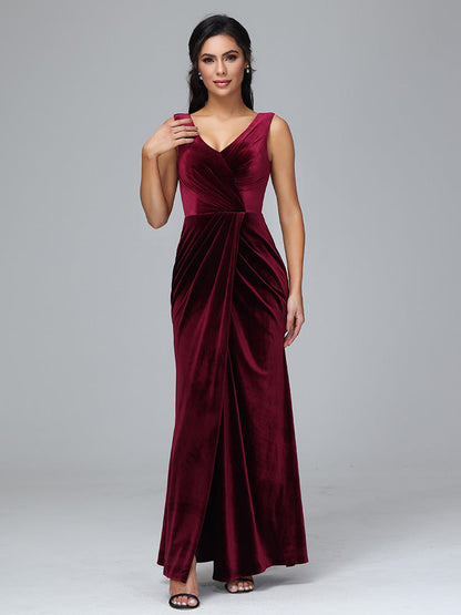 V Neck Velvet Plus Size Bridesmaid Dress With Slit