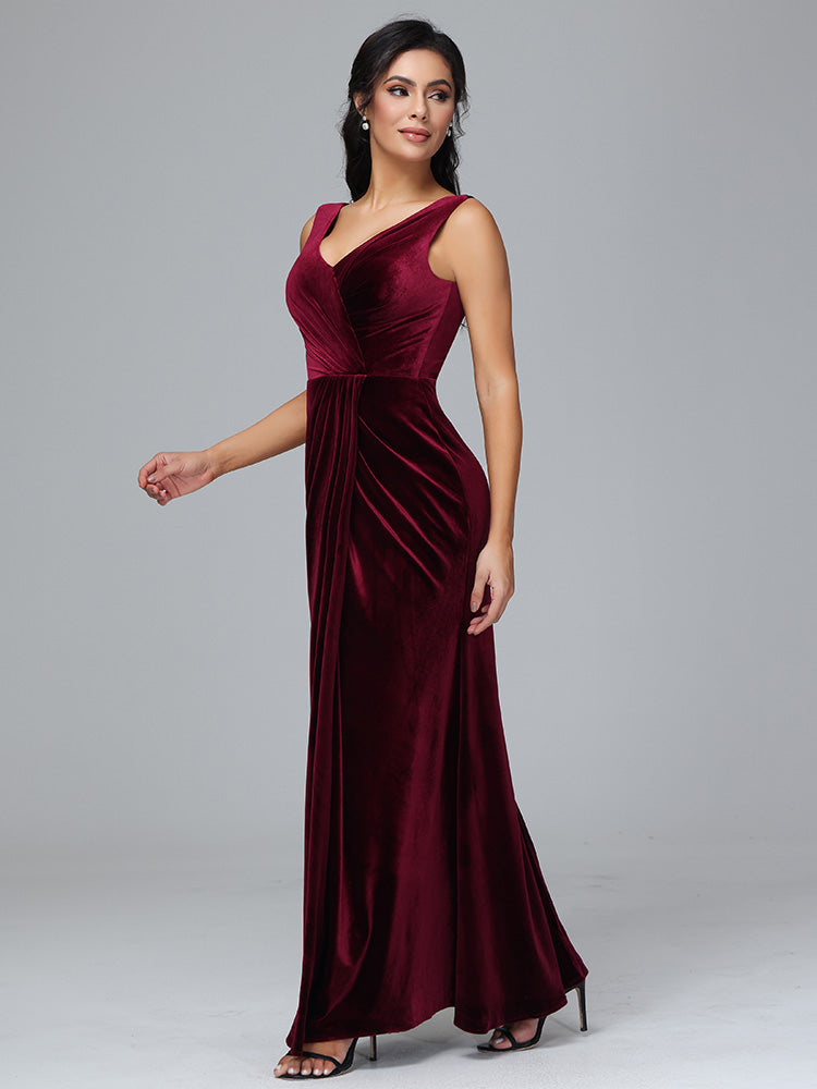 V Neck Velvet Plus Size Bridesmaid Dress With Slit
