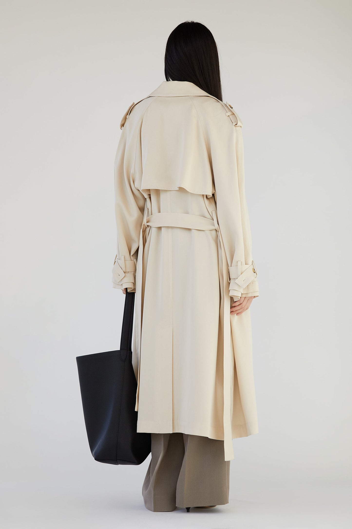 FLOWY TRENCH COAT