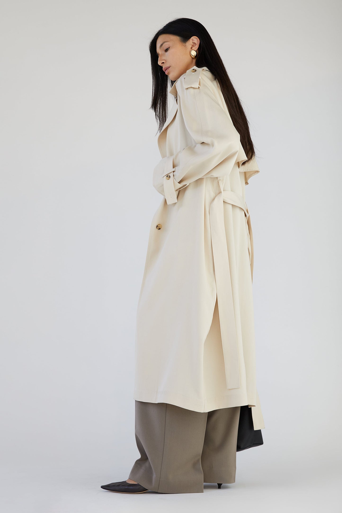 FLOWY TRENCH COAT