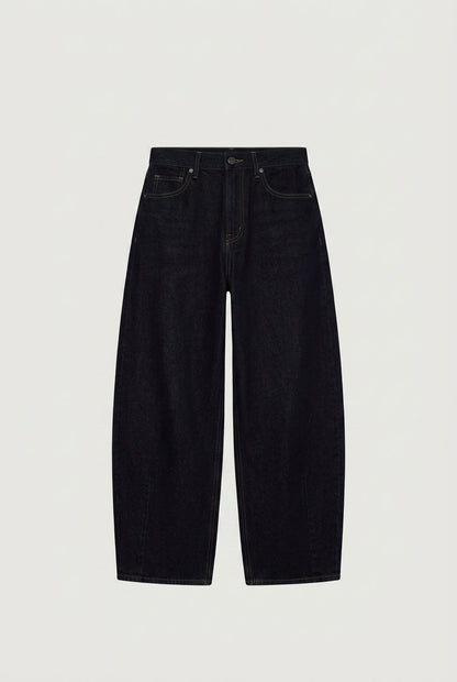 MID-RISE DARTED BARREL LEG JEAN