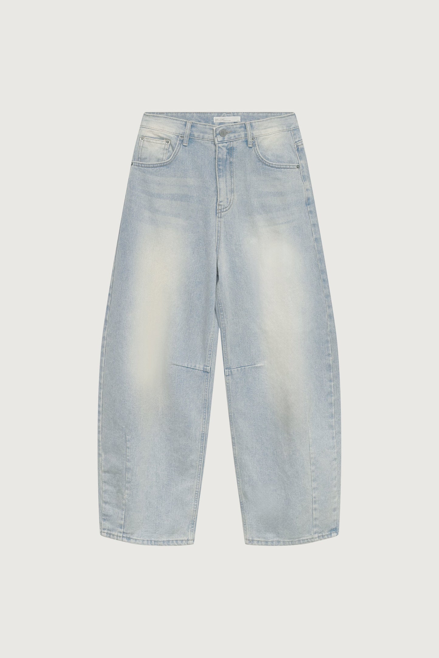 VINTAGE WASH BARREL JEAN
