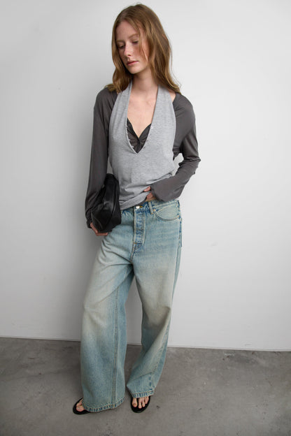 LIGHT WASH MID-RISE WIDE LEG JEAN