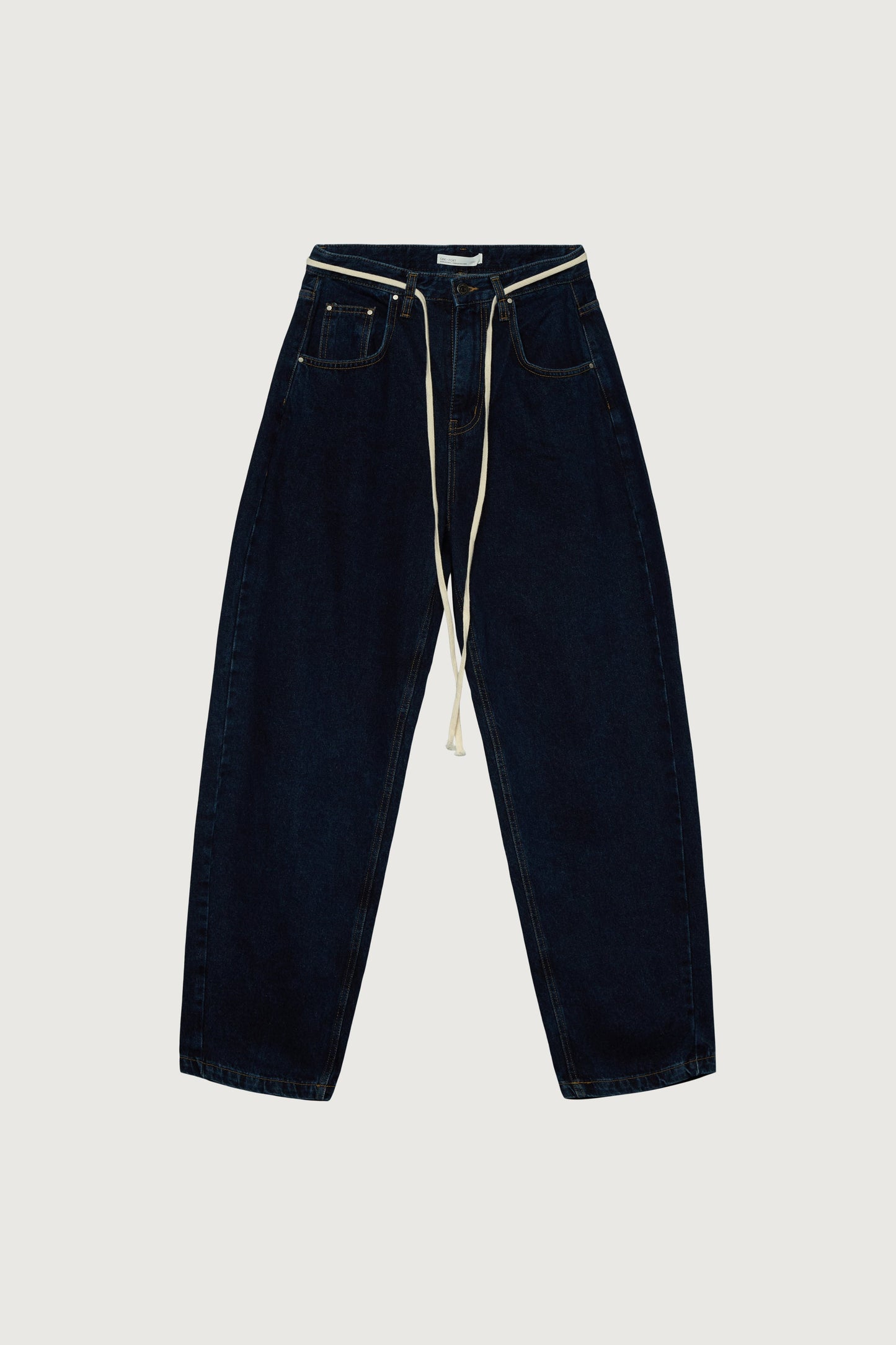 HIGH RISE BARREL LEG JEAN WITH SHOELACE BELT