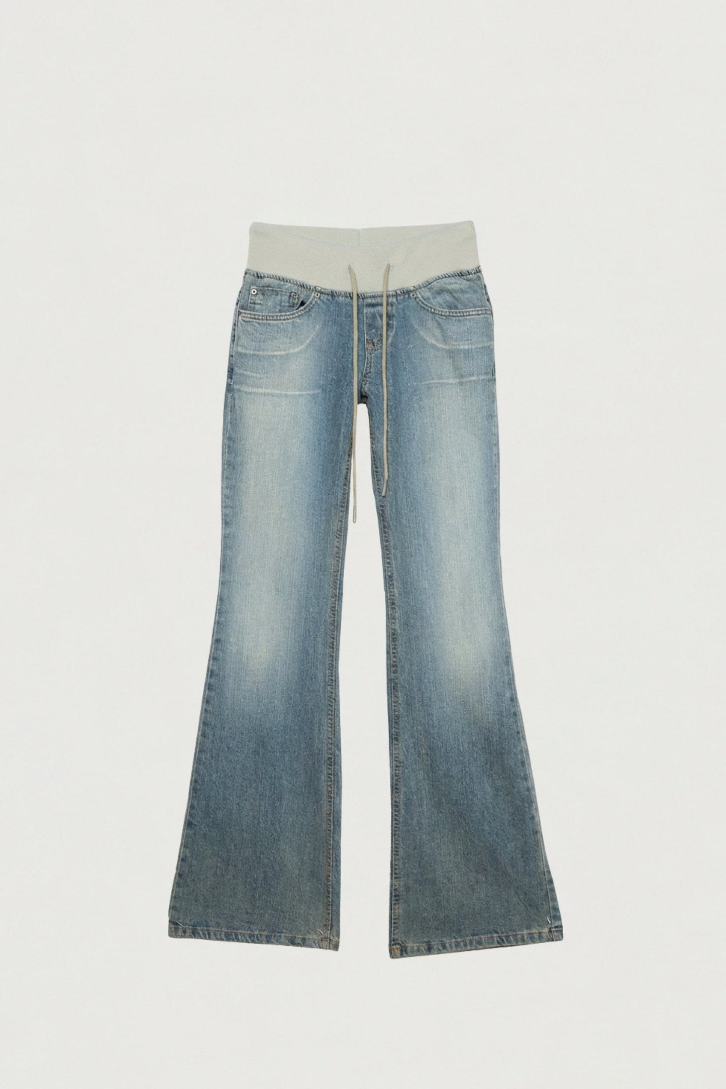 LOW RISE BOOTCUT JEAN