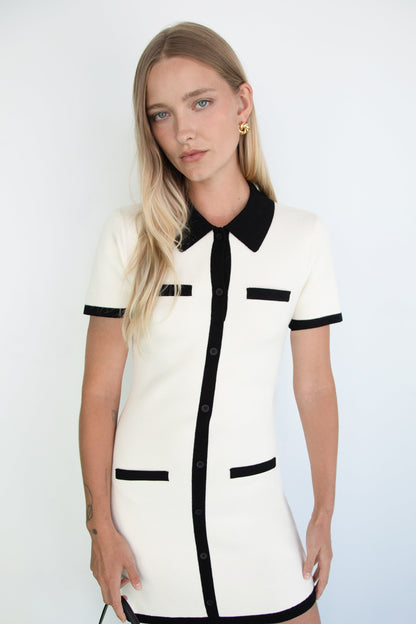 COLLARED CONTRAST TRIM KNIT MINI DRESS