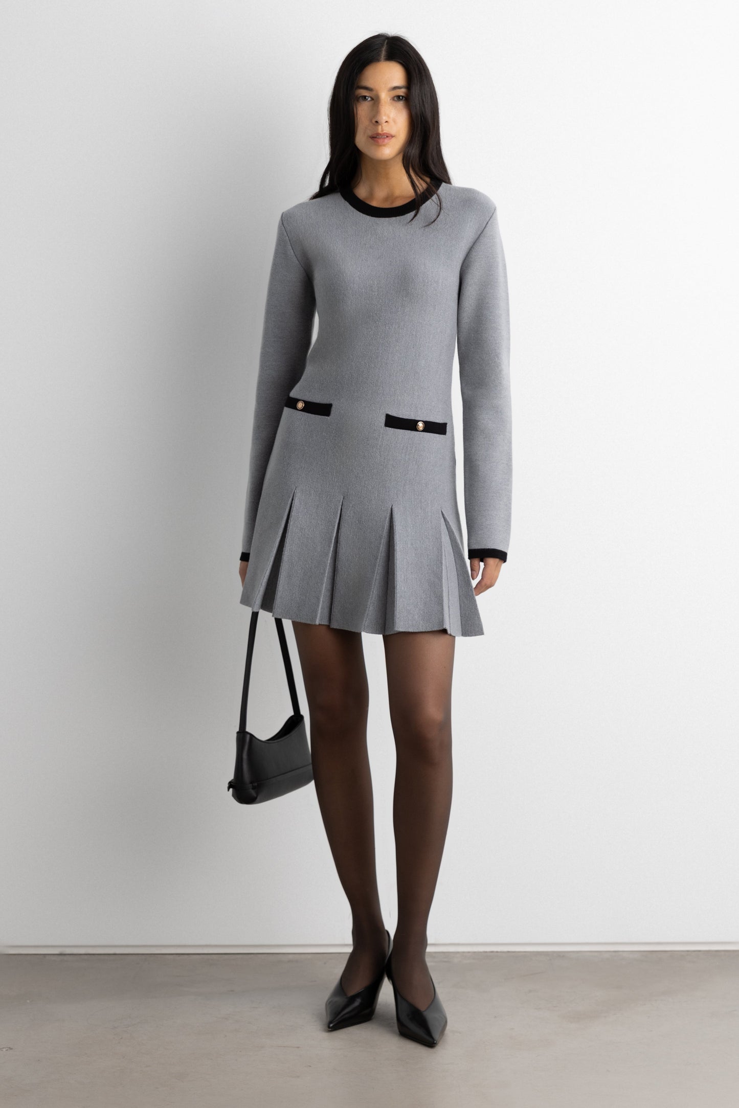 CONTRAST TRIM PLEATED MINI DRESS