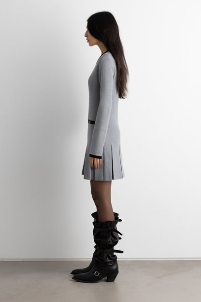 CONTRAST TRIM PLEATED MINI DRESS