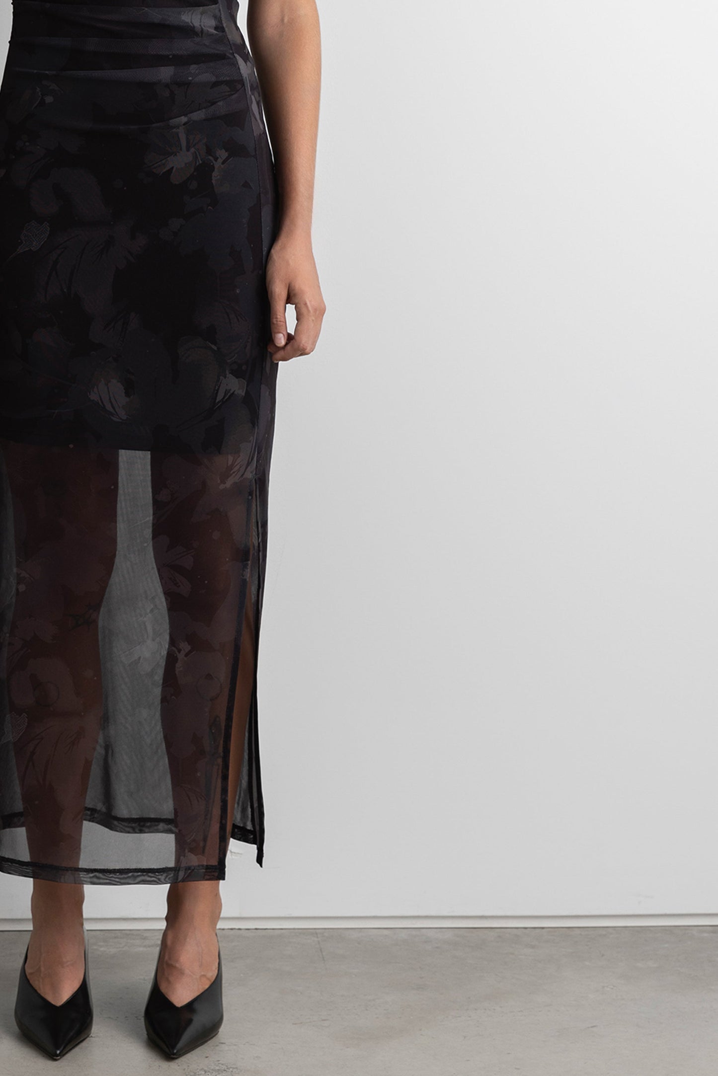 PRINTED OFF SHOULDER MIDI DRESS